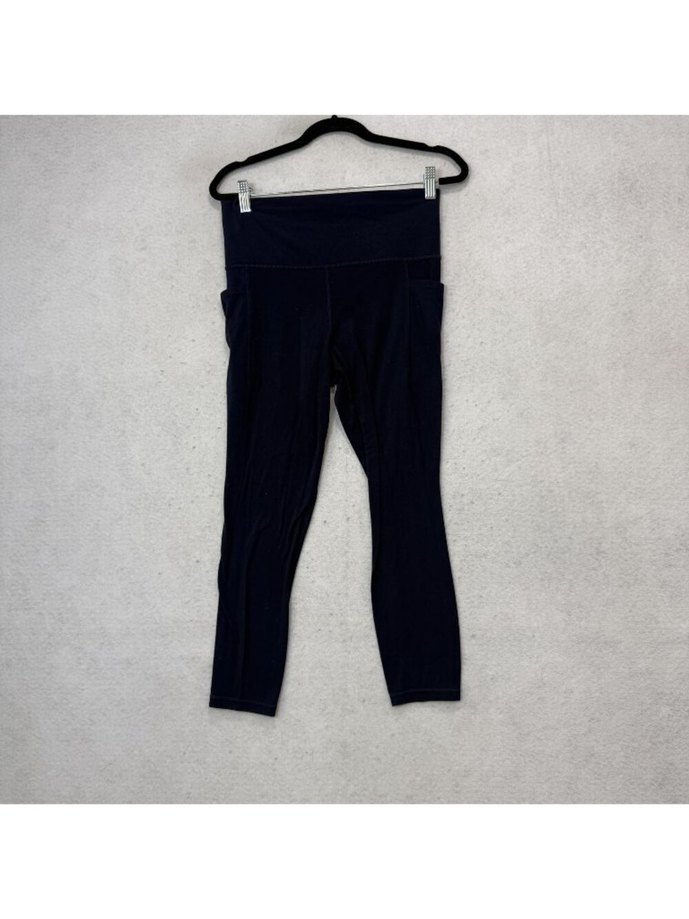 Athleta Leggings Womens M Blue Salutation Stash Pocket II 7/8 Tight Yoga Pockets